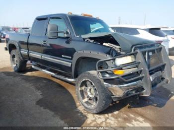  Salvage Chevrolet Silverado 2500