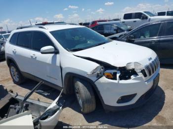  Salvage Jeep Cherokee