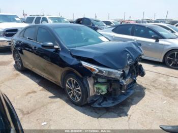  Salvage Kia Forte