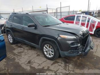  Salvage Jeep Cherokee