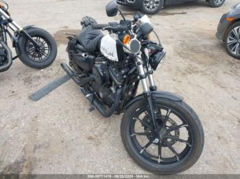  Salvage Harley-Davidson Xl883