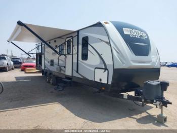  Salvage Cruiser Rv Mpg Ultra Lite Serie