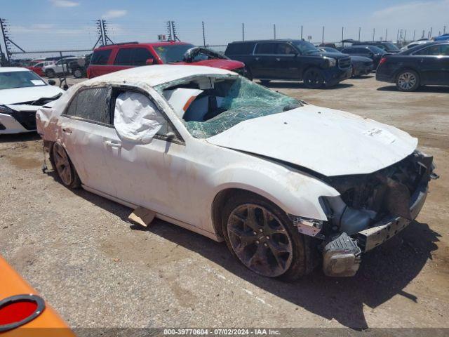  Salvage Chrysler 300