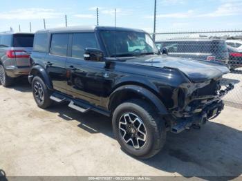  Salvage Ford Bronco