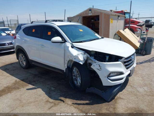  Salvage Hyundai TUCSON