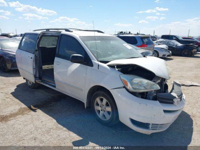  Salvage Toyota Sienna