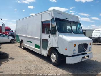  Salvage Freightliner Chassis