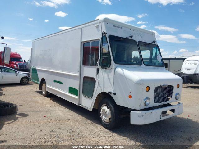  Salvage Freightliner Chassis