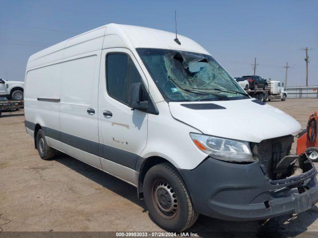  Salvage Mercedes-Benz Sprinter 2500