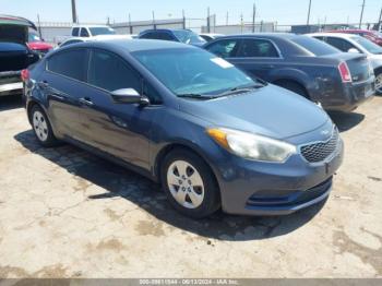  Salvage Kia Forte