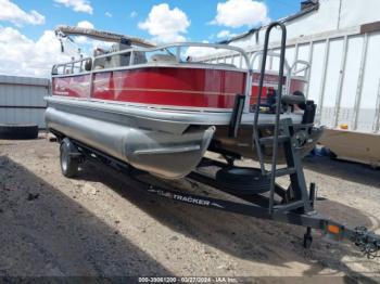  Salvage Suntracker Ph30 Pontoon Boat