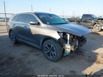  Salvage Kia Sorento