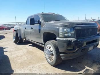  Salvage Chevrolet Silverado 3500