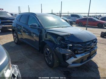  Salvage Hyundai TUCSON