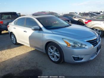  Salvage Nissan Altima