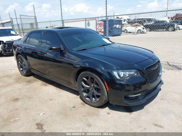  Salvage Chrysler 300