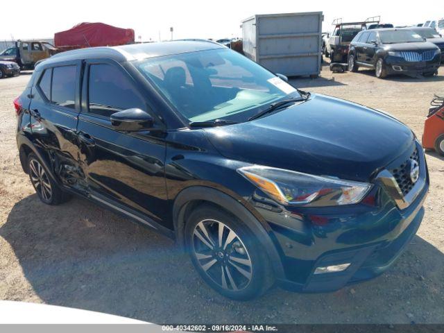  Salvage Nissan Kicks