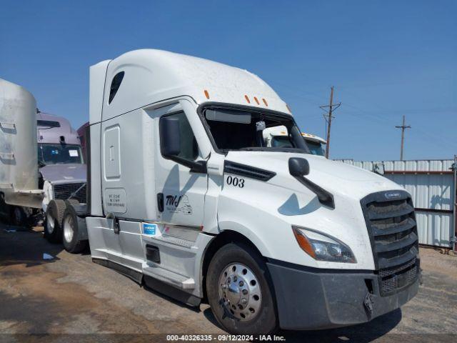  Salvage Freightliner New Cascadia 126