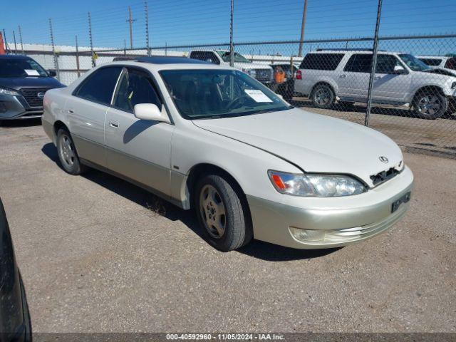  Salvage Lexus Es