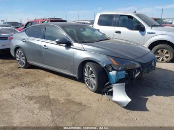  Salvage Nissan Altima