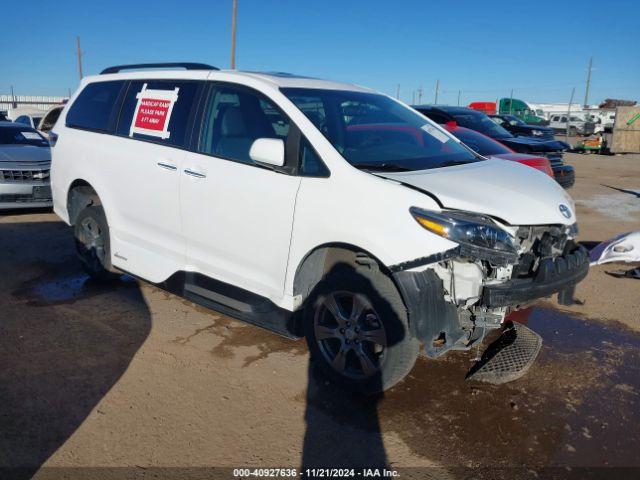  Salvage Toyota Sienna