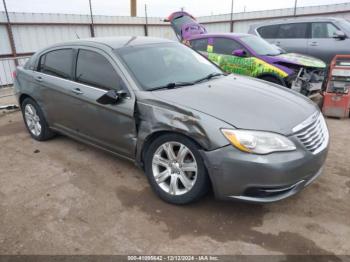  Salvage Chrysler 200