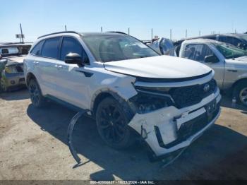  Salvage Kia Sorento