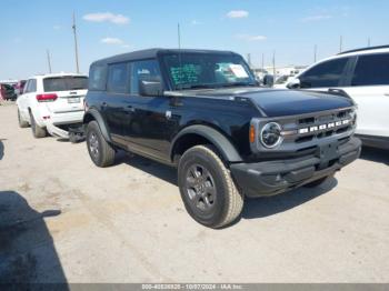  Salvage Ford Bronco