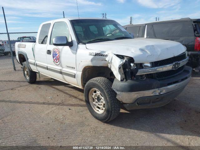  Salvage Chevrolet Silverado 2500