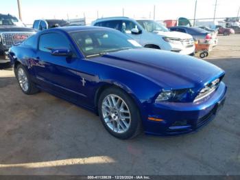  Salvage Ford Mustang