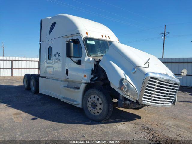  Salvage Freightliner Cascadia 125