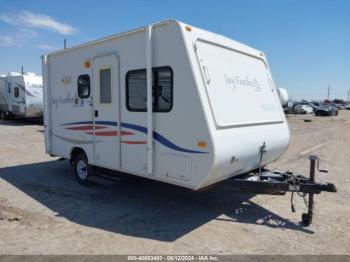  Salvage Jayco Ex-port 17c