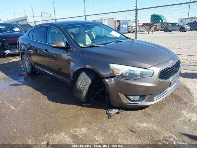  Salvage Kia Cadenza