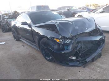  Salvage Ford Mustang