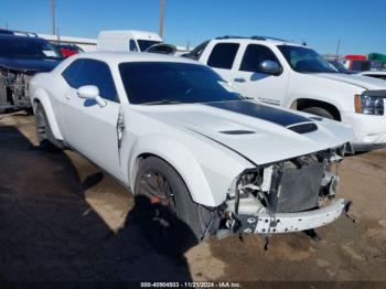  Salvage Dodge Challenger