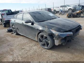  Salvage Hyundai ELANTRA