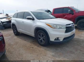  Salvage Toyota Highlander