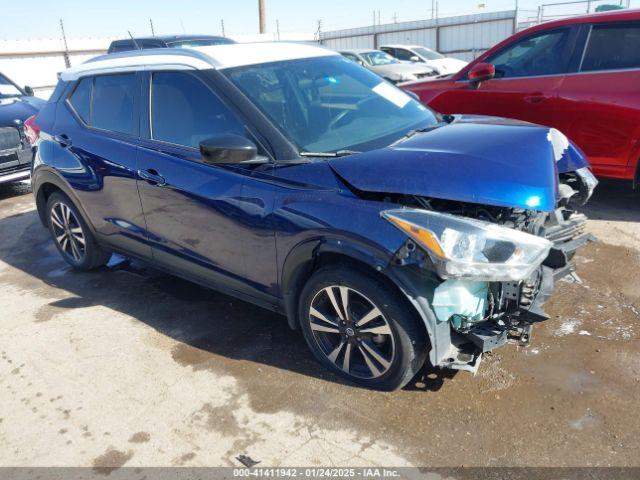  Salvage Nissan Kicks