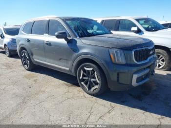  Salvage Kia Telluride