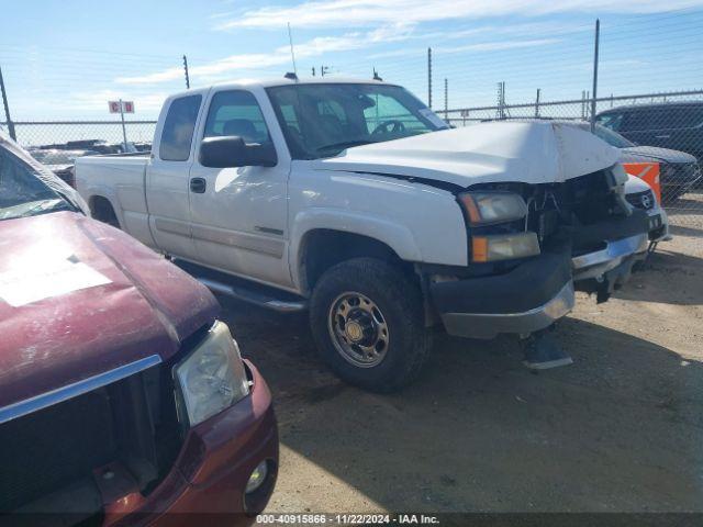  Salvage Chevrolet Silverado 2500