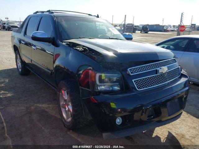  Salvage Chevrolet Avalanche 1500