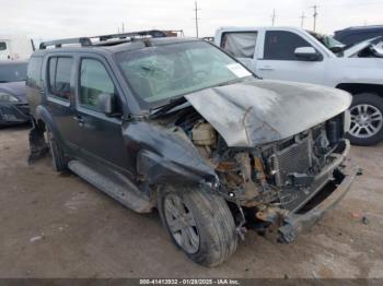  Salvage Nissan Pathfinder