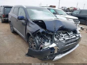  Salvage Mitsubishi Outlander