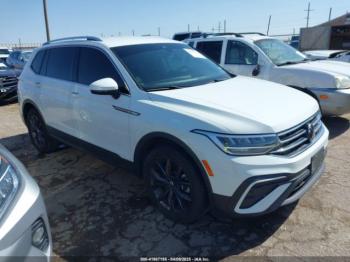  Salvage Volkswagen Tiguan