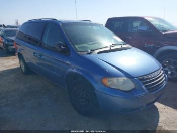  Salvage Chrysler Town & Country