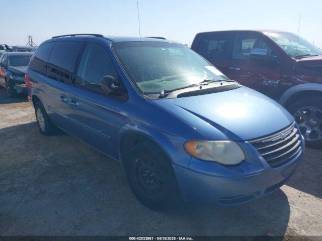  Salvage Chrysler Town & Country