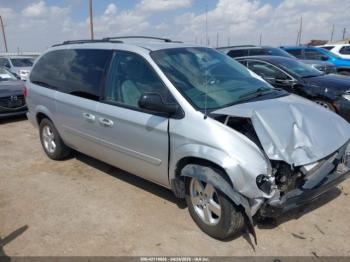  Salvage Dodge Grand Caravan