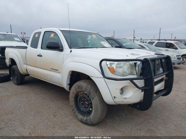  Salvage Toyota Tacoma
