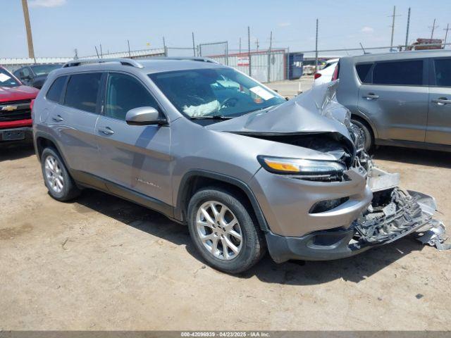 Salvage Jeep Cherokee