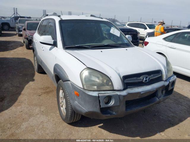  Salvage Hyundai TUCSON